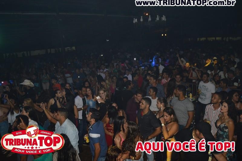 ROLIM DE MOURA: FORRO BOYS