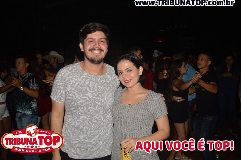 ROLIM DE MOURA: FORRO BOYS
