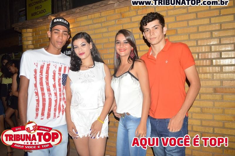 ROLIM DE MOURA: FORRO BOYS
