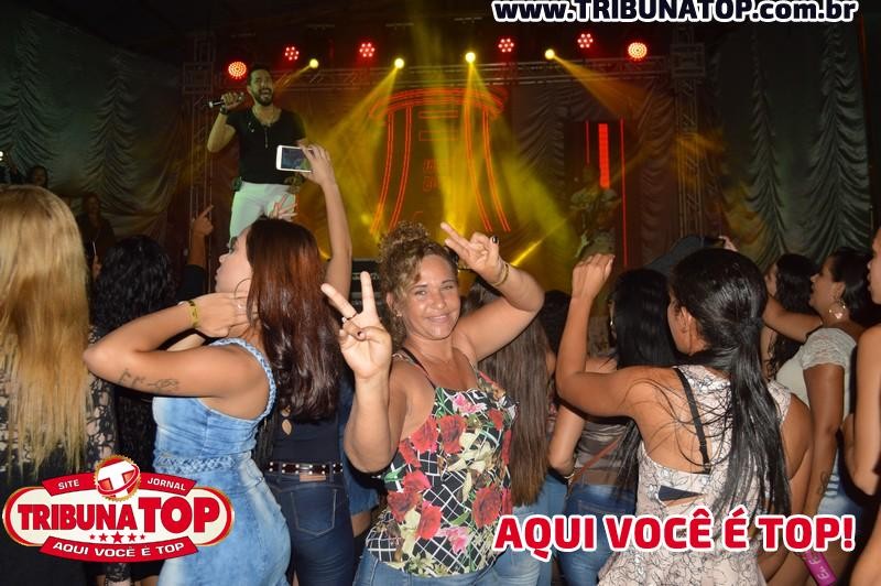 ROLIM DE MOURA: FORRO BOYS
