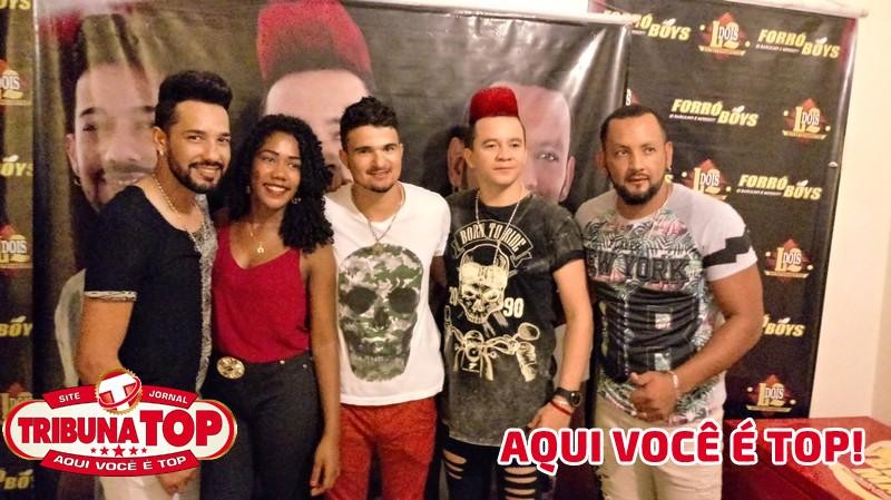 ROLIM DE MOURA: FORRO BOYS