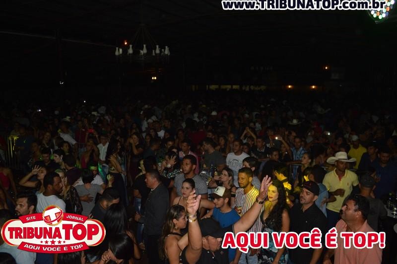 ROLIM DE MOURA: FORRO BOYS