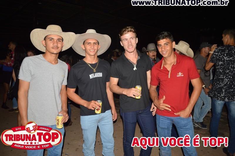 ROLIM DE MOURA: FORRO BOYS