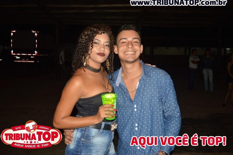 ROLIM DE MOURA: FORRO BOYS