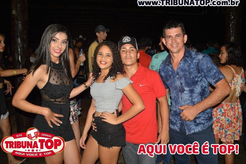 ROLIM DE MOURA: FORRO BOYS