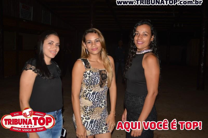 ROLIM DE MOURA: FORRO BOYS