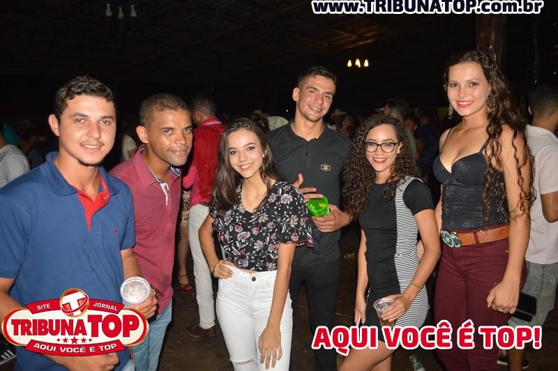 ROLIM DE MOURA: FORRO BOYS