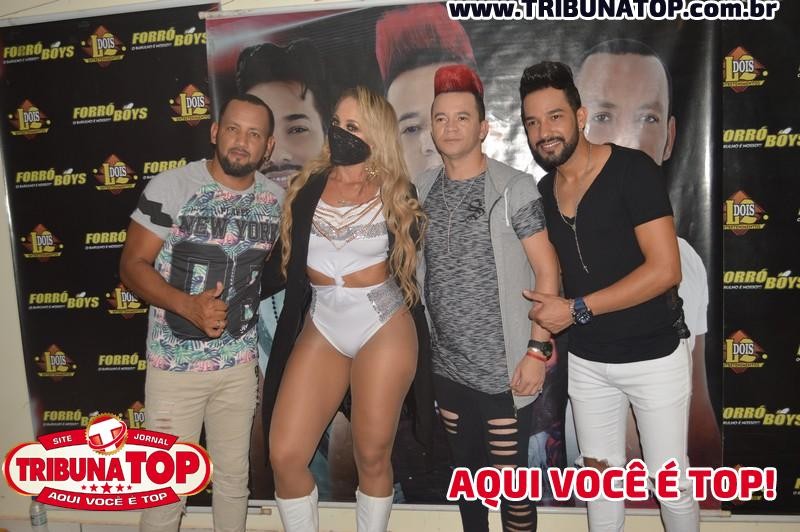 ROLIM DE MOURA: FORRO BOYS