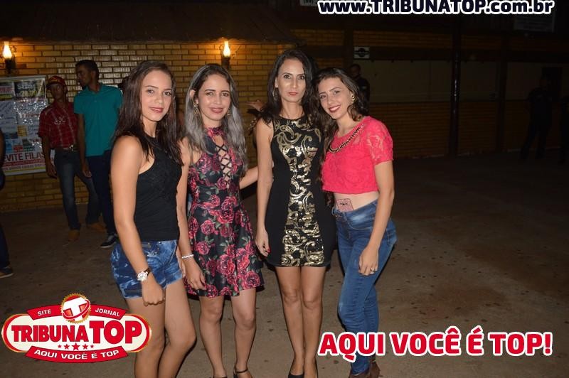 ROLIM DE MOURA: FORRO BOYS
