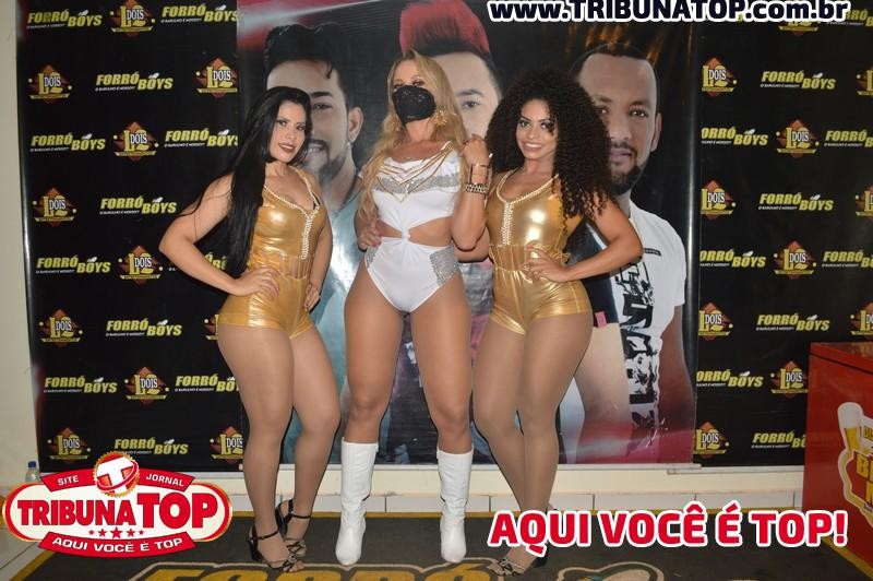ROLIM DE MOURA: FORRO BOYS