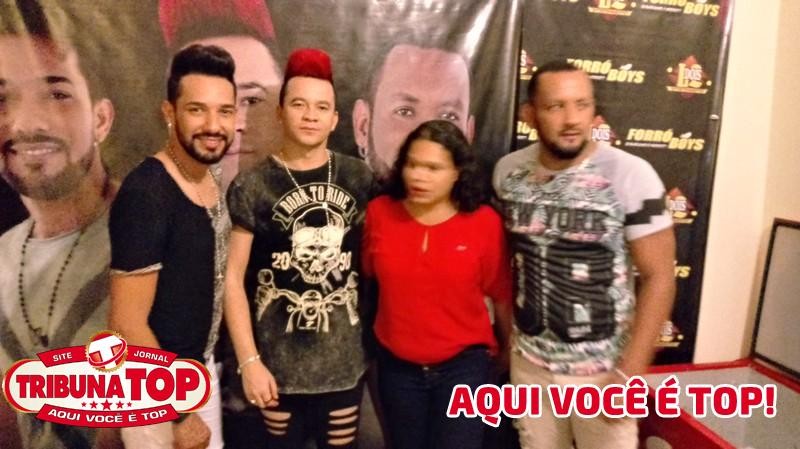 ROLIM DE MOURA: FORRO BOYS