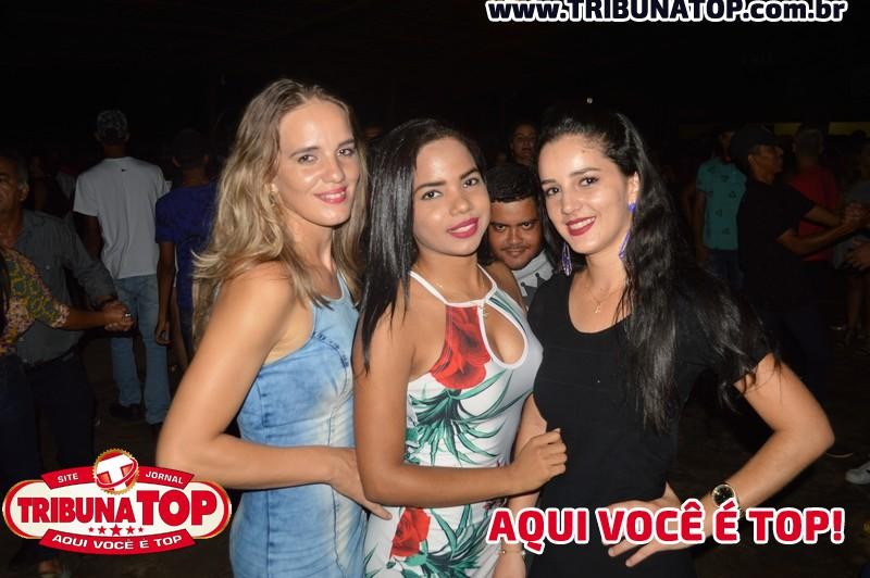 ROLIM DE MOURA: FORRO BOYS