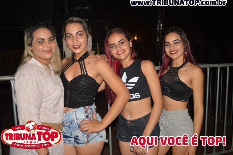 ROLIM DE MOURA: FORRO BOYS