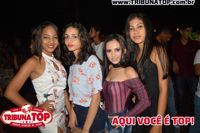 ROLIM DE MOURA: FORRO BOYS