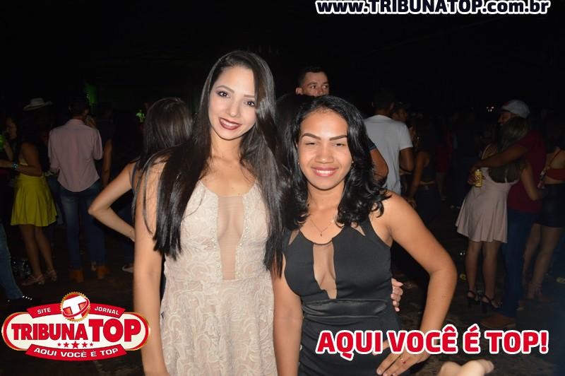 ROLIM DE MOURA: FORRO BOYS