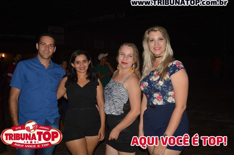 ROLIM DE MOURA: FORRO BOYS
