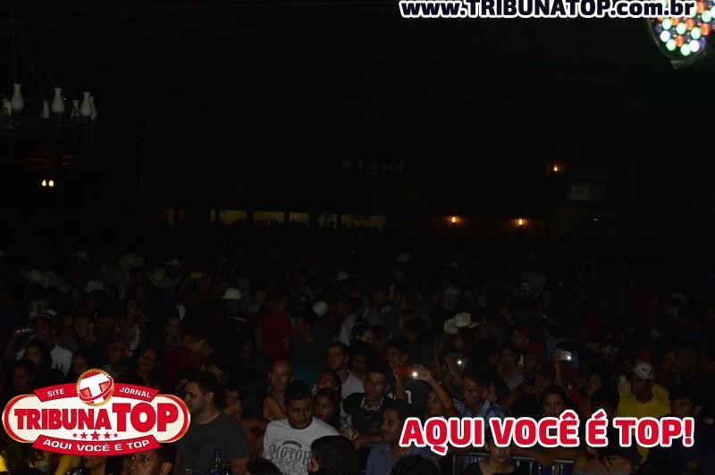 ROLIM DE MOURA: FORRO BOYS