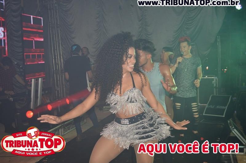 ROLIM DE MOURA: FORRO BOYS