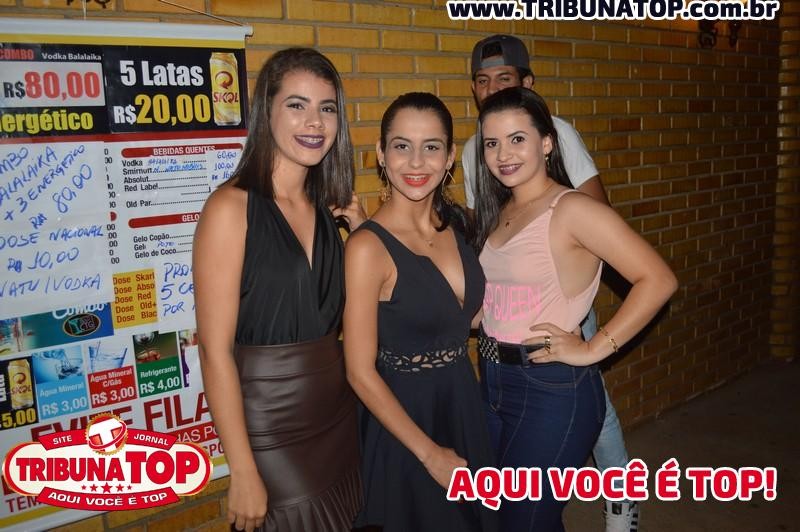 ROLIM DE MOURA: FORRO BOYS
