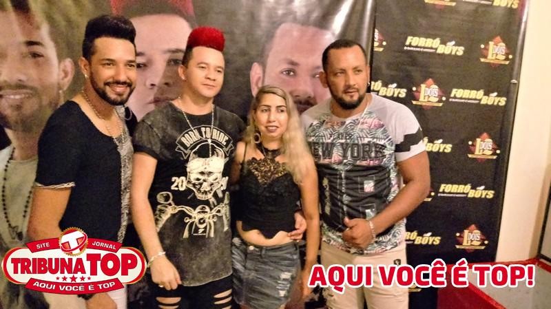 ROLIM DE MOURA: FORRO BOYS