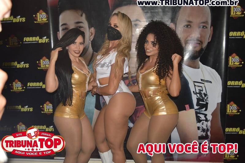 ROLIM DE MOURA: FORRO BOYS