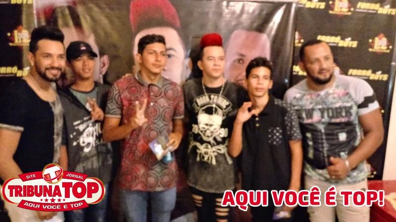ROLIM DE MOURA: FORRO BOYS