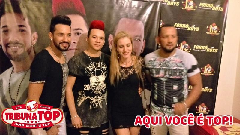 ROLIM DE MOURA: FORRO BOYS