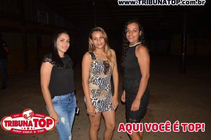 ROLIM DE MOURA: FORRO BOYS