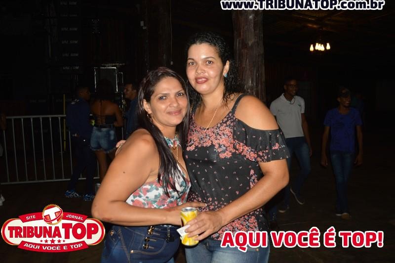 ROLIM DE MOURA: FORRO BOYS