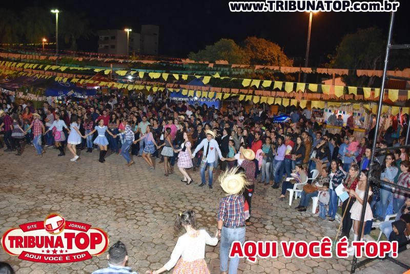 ROLIM DE MOURA: IV ARRAIÁ DA FAROL 
