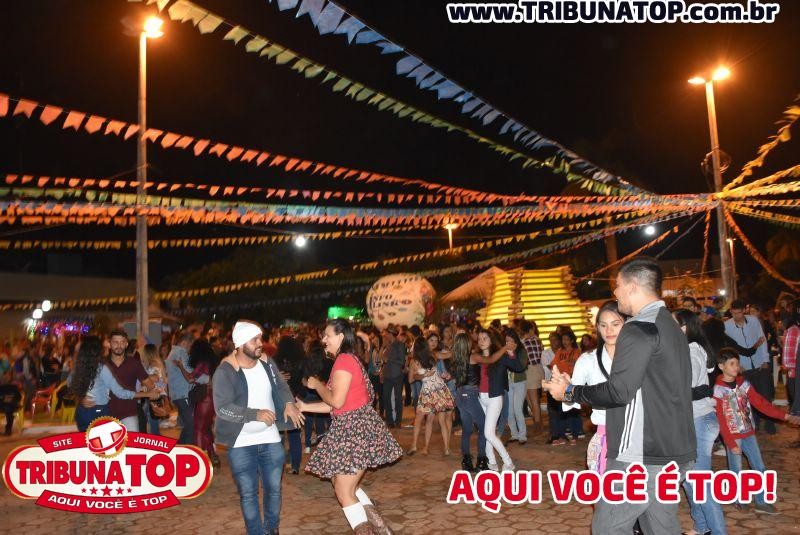 ROLIM DE MOURA: IV ARRAIÁ DA FAROL 