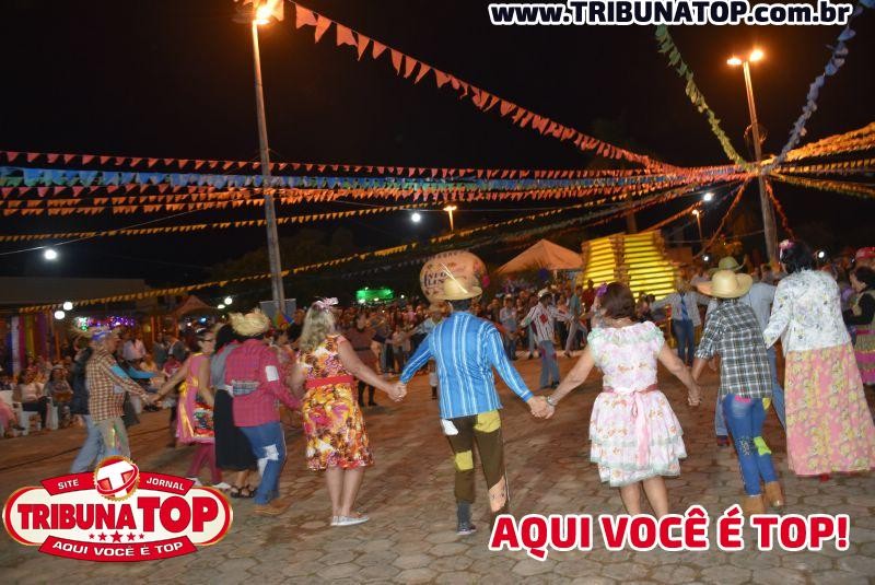 ROLIM DE MOURA: IV ARRAIÁ DA FAROL 