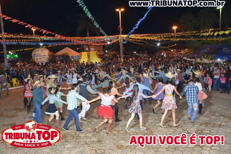 ROLIM DE MOURA: IV ARRAIÁ DA FAROL 