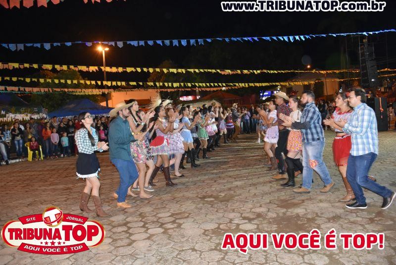 ROLIM DE MOURA: IV ARRAIÁ DA FAROL 