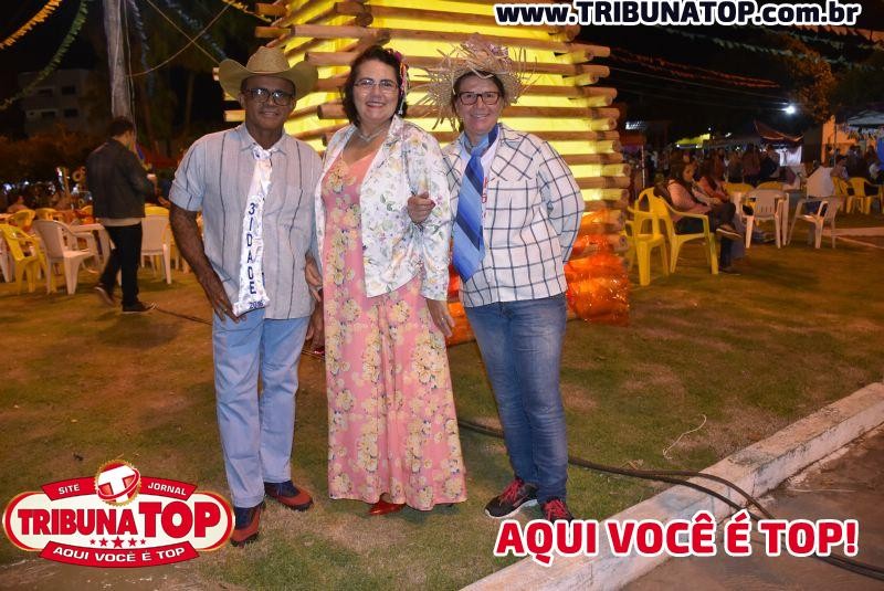 ROLIM DE MOURA: IV ARRAIÁ DA FAROL 