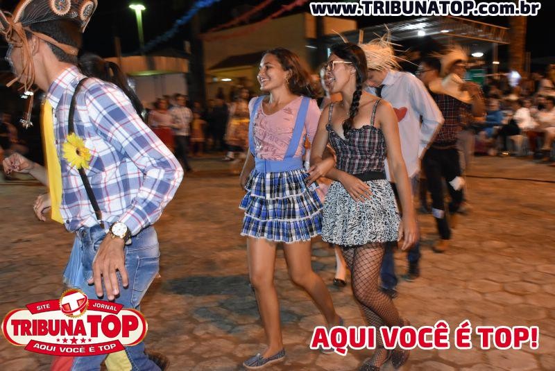 ROLIM DE MOURA: IV ARRAIÁ DA FAROL 