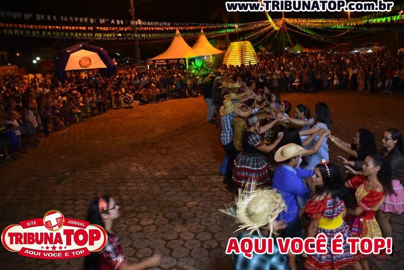 ROLIM DE MOURA: FESTA JUNINA DA FAROL 