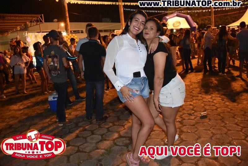 ROLIM DE MOURA: FESTA JUNINA DA FAROL 