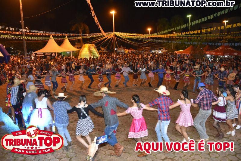 ROLIM DE MOURA: FESTA JUNINA DA FAROL 