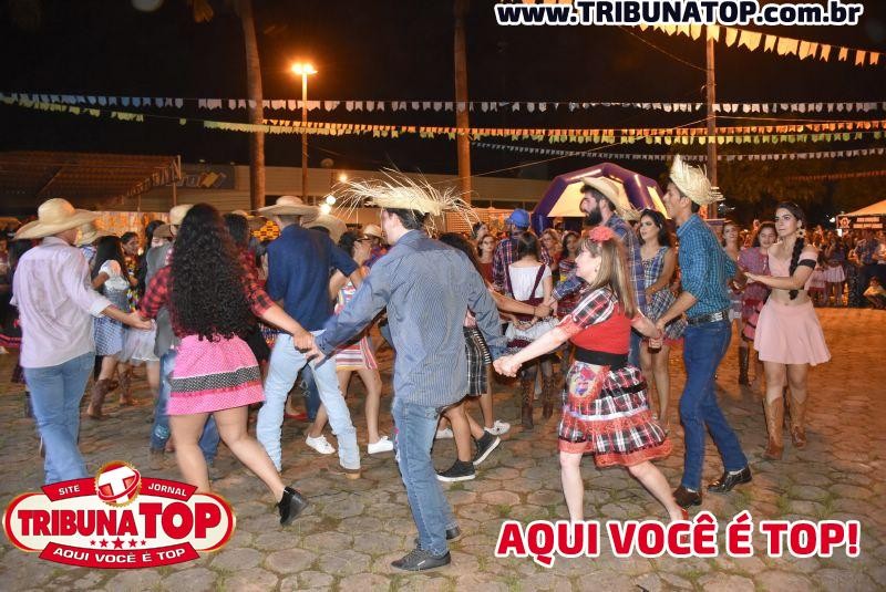 ROLIM DE MOURA: FESTA JUNINA DA FAROL 
