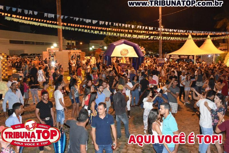 ROLIM DE MOURA: FESTA JUNINA DA FAROL 