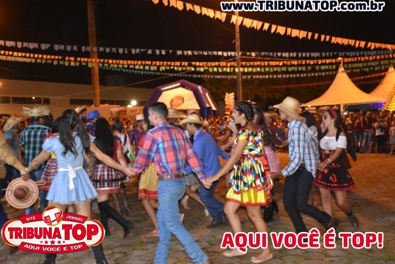 ROLIM DE MOURA: FESTA JUNINA DA FAROL 
