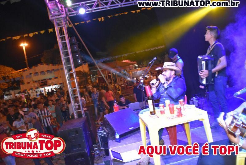 ROLIM DE MOURA: FESTA JUNINA DA FAROL 