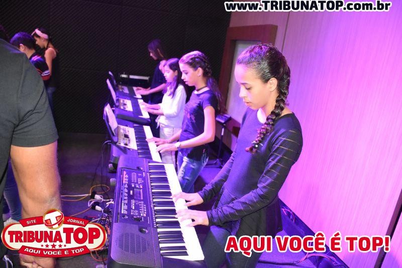 ROLIM DE MOURA: RECITAL DE MÚSICA 