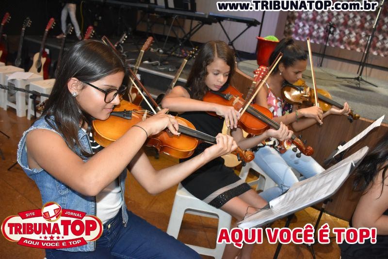 ROLIM DE MOURA: RECITAL DE MÚSICA 