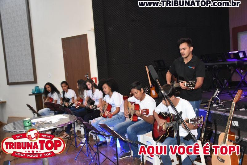 ROLIM DE MOURA: RECITAL DE MÚSICA 