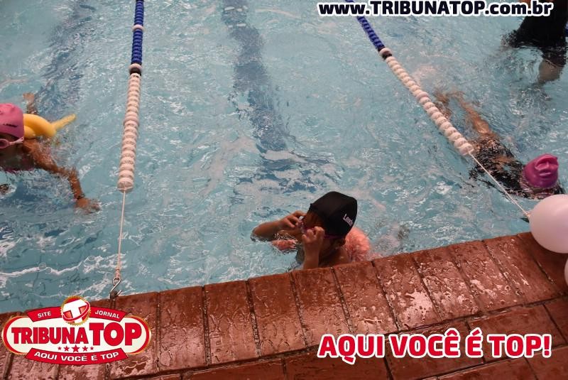 ROLIM DE MOURA: FESTIVAL DE NATAÇÃO 