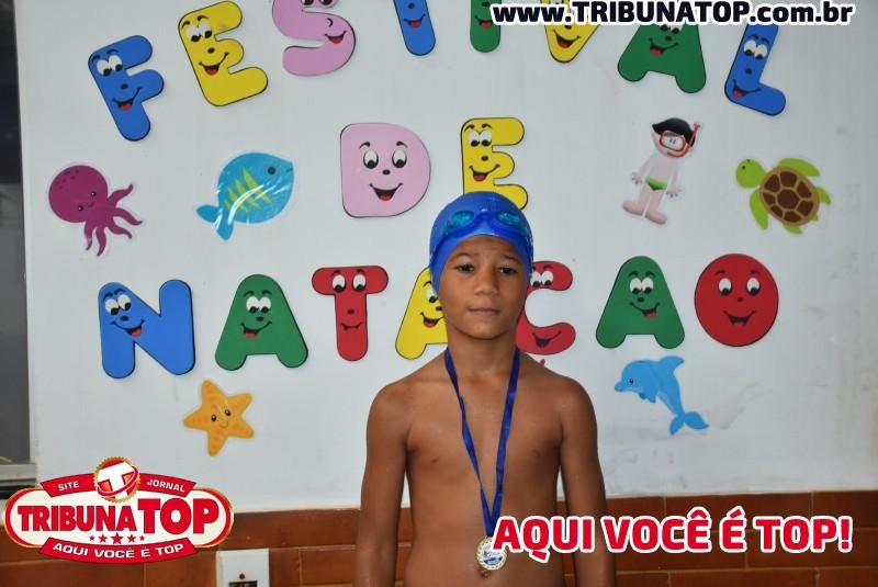 ROLIM DE MOURA: FESTIVAL DE NATAÇÃO 