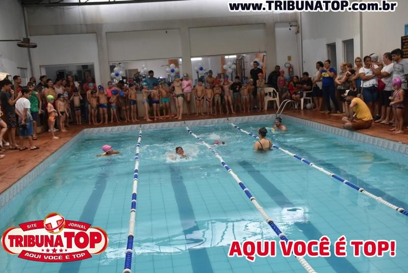 ROLIM DE MOURA: FESTIVAL DE NATAÇÃO 