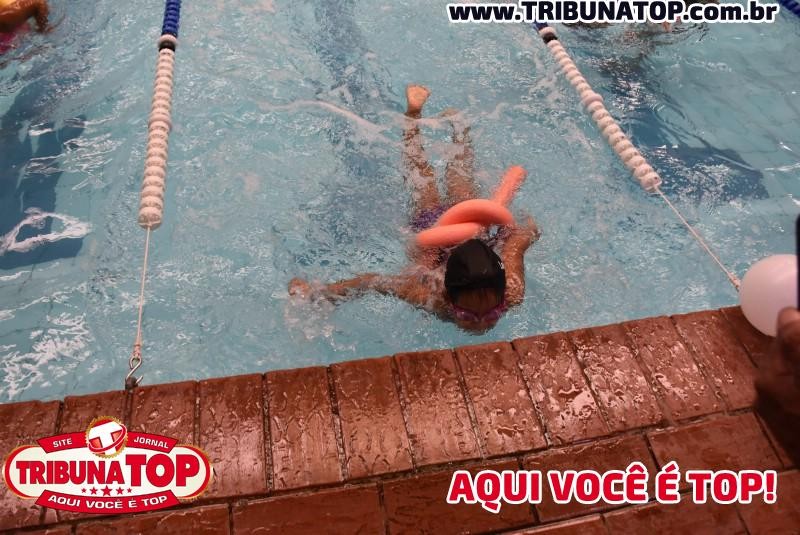 ROLIM DE MOURA: FESTIVAL DE NATAÇÃO 